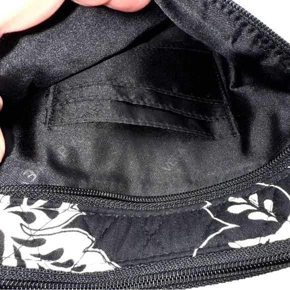 Purse Vera Bradley Midnight Paisley Mini Hipster Crossbody Black White Grey Euc - Picture 4 of 7